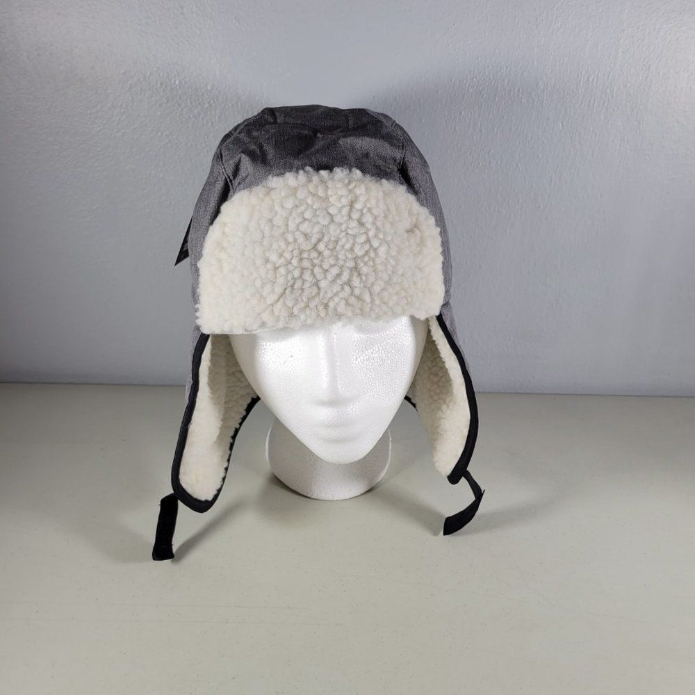 Swiss Tech Water Resistant Trapper Hat New W Tags Gray and White Large/XL Boys